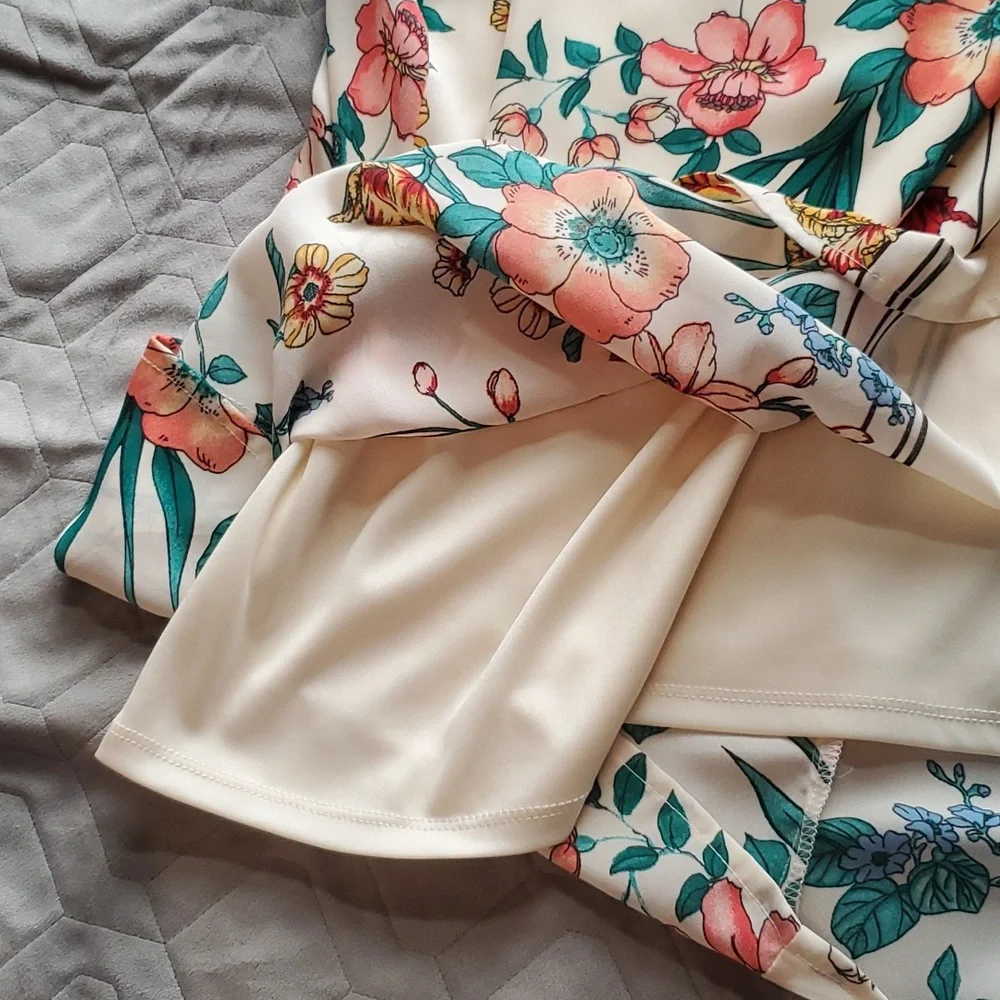 Floral Maxi Dress - Picture 7 of 13